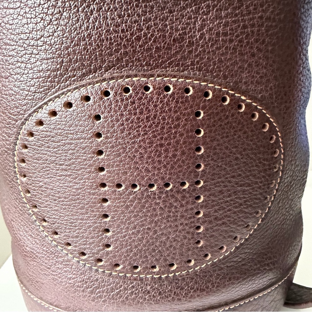 Hermès Perforated H Matelo Slingbag Backpack in Brown Leather - Picture 9 of 16